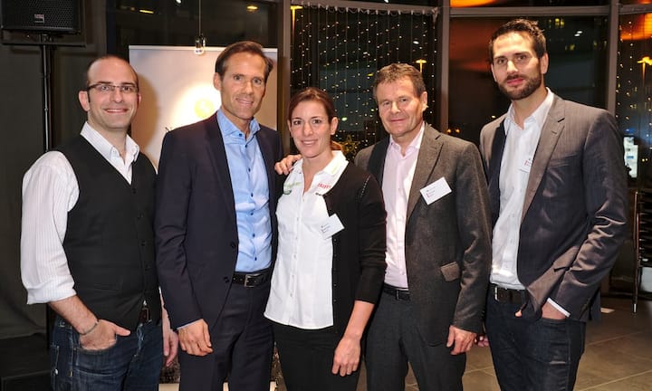 Die Teilnehmer am Panelgespräch:
Karem Albash, Trainer, Coach & Redner;
Peter Zehnder, Moderator;
Nicola Spirig, Professionelle Triathletin;
Franz Julen, CEO, Intersport;
Florian Teuteberg, Co-Founder & CEO Digitec/Galaxus