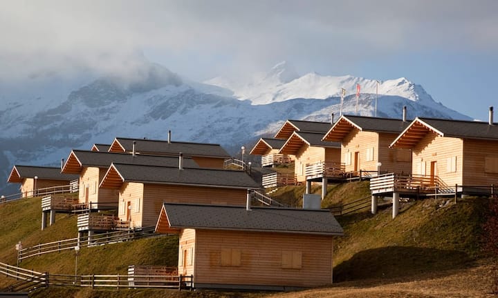 Rang 2: In Graubünden zahlt der Hauskäufer 1,72 Prozent. Vor allem der Bau von Ferienhäusern schlägt zu Buche.