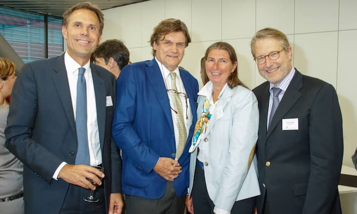 Chris Johnson, Executive Vice President, Nestlé; Maurice P. Choquard, Anwalt; Caroline Basyn, Bacardi; Thomas Allgäuer, Managing Partner Geneve, Egon Zehnder