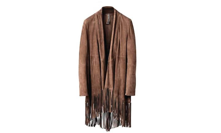 Fransig: Montgomery (Frau) Fransen sind in dieser Saison der absolute Renner. Dank Farbe und Form kann dieses Modell sehr gut kombiniert werden. Preis 679 Franken Globus