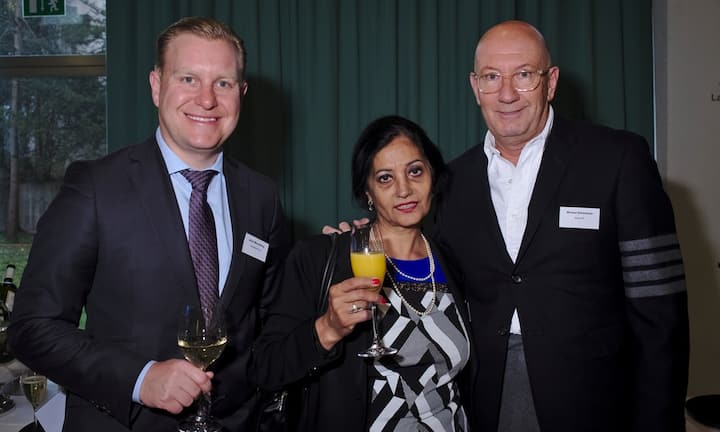 Johan Mannerberg, Associate Director, Nordea Bank S.A.;
Ora Hutmacher, Senior Client Advisor, Maerki Baumann & Co. AG Private Bank;
Michael Schönhaus, Inhaber, Studio 54 (v.l.n.r.)