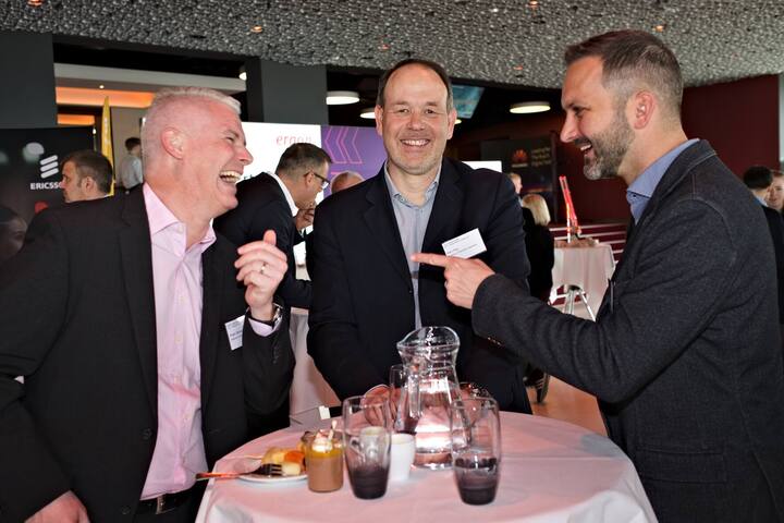 Roger Berliat, Swisscom (Schweiz) AG; Alain Jörg, Swisscom Enterprise Customers; Mario Schmuziger, Zühlke Enginieering AG