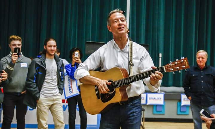 Nach dem Start der Vorwahlen haben folgende Kandidaten ihre Ambitionen begraben müssen:Martin O'Malley – «Rebuild The American Dream»Wie Sanders umgarnte Martin O'Malley den linken Flügel der Demokraten. In Umfragen war er aber stets weit abgeschlagen. Der 53-Jährige amtete Bürgermeister der Ostküstenstadt Baltimore und Gouverneur von Maryland.