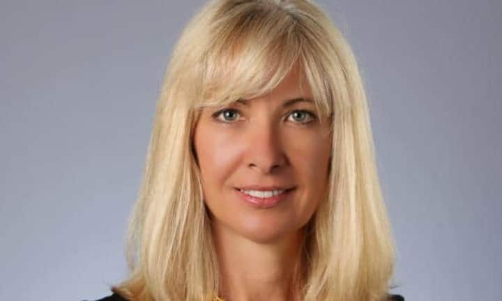 Lara Warner ist wie Gottstein ein Eigengewächs der Credit Suisse. Bisher war sie für Finanzen in der Investmentbank zuständig, in der Geschäftsleitung kümmert sie sich um Compliacne. Sie ist die einzige Frau in dem zwölfköpfigen Team.