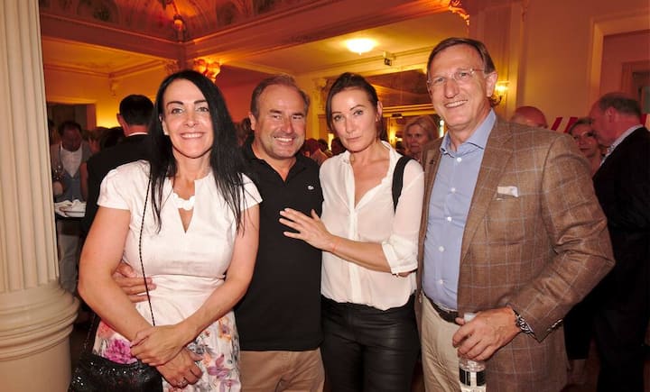 Sandra Bruderer;
Oliver Prange, Verleger;
Sine Lesnik, women in business;
Hans Knöpfel, ami d'or, Festival da Jazz