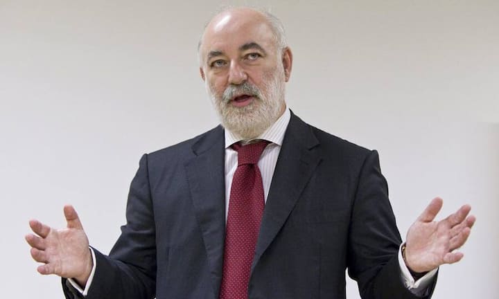 Ebenfalls ein Aufstieg: Viktor Vekselberg, der russische Präsident der Renova-Gruppe, rückt von Rang 52 auf 38 vor.
