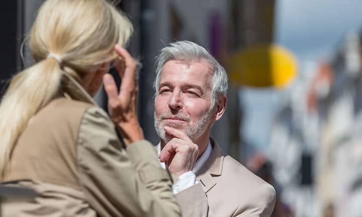 Zwischen der Lärmbelastung in Städten und dem Hörverlust bei Menschen gibt es einen Zusammenhang. Das Unternehmen Mimi Hearing Technologies hat die Lärmbelastung in weltweit 50 Städten ausgewertet und verglichen. Die Daten zeigen die Differenz des Höralters der Teilnehmer im Vergleich zu ihrem tatsächlichen Alter. Der Rang ergibt sich aus der Kombination des Hörverlustes mit der Lärmbelastung. In welchen Städten der Hörverlust am geringsten ist: