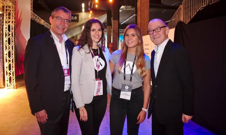 Balz Eggenberger, Managing Partner, fleetcompetence europe GmbH;
Sharon Merzbacher, Relations & Community Manager, START Summit 2016;
Celeste Suter Quinteros, Catering Mitarbeiterin, START Summit 2016;
David Bosshart,  CEO, GDI Gottlieb Duttweiler Institute (v.l.n.r.)