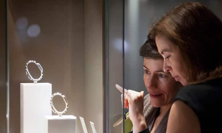 Luxus made in Switzerland ist Spitzenklasse - auch im Preis. Gerade bei Uhren haben die Preiserhöhungen die Schmerzgrenze erreicht.