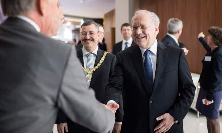 Auch werden alle Bundesräte erwartet. Johann Schneider-Ammann…