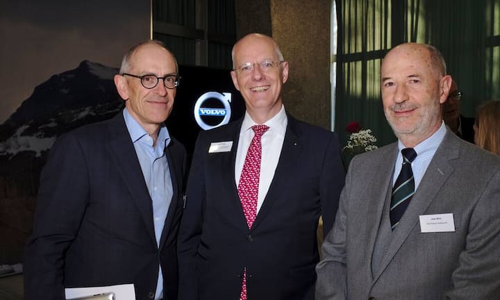 Andreas Durisch, Partner, Dynamics Group AG;
Gebi Küng, Inhaber, Küng Strategy Consulting;
Jost Wirz, Ehrenpräsident, Wirz Partner Holding AG (v.l.n.r.)