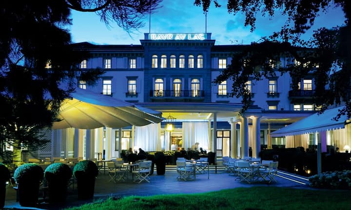 Rang 7: Baur au Lac, Zürich. Das Baur au Lac inmitten von Zürich hat eine exquisite Lage mit eigenen Park und Blick über den See auf die Alpen. Im Vorjahr lag das Luxushotel noch auf dem 5. Rang, dieses Jahr reicht es nur für Platz 7.