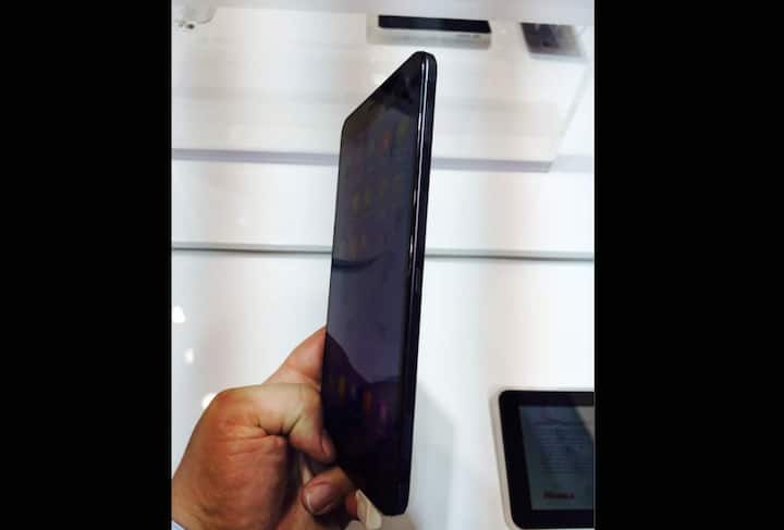 Das MediaPad X1 von Huawei ist ebenfalls schmalbrüstig - und das ist hier durchaus positiv. 7,5 Millimeter ist das Gehäuse laut Hersteller dünn. Der...