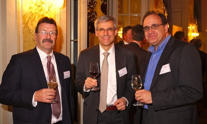 Kurt Rohrbach, Präsident, Handels- und Industrieverein des Kantons Bern;
Beat F. Brunner, Bereichsleiter Fachgruppen, Swissmem;
Erich Lohner, CEO, ermalo ag