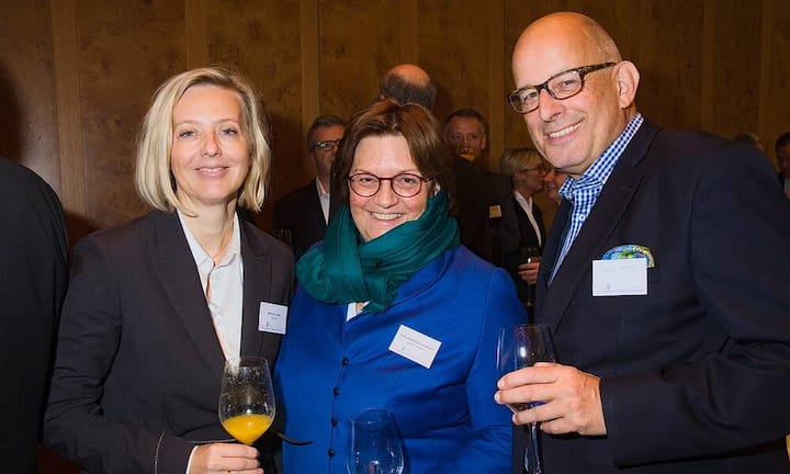 Marianne Janik, Microsoft;
Anna Katharina Laederach, Leaders Solutions;
Claus Widrig, Leaders Solutions;