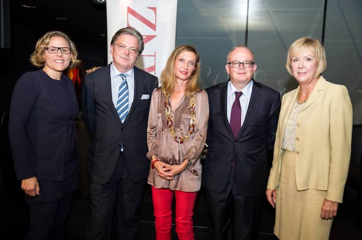 Nadja Lang - Verwaltungsrätin Schweizerische Post / Sandro Gianella - Knight Gianella Executive Search / Karin Kofler - BILANZ / Heinrich Christen - Partner Ernst&Young, Bereich Family Business / Monika Ribar - Verwaltungsrätin Lufthansa, SBB, Swiss