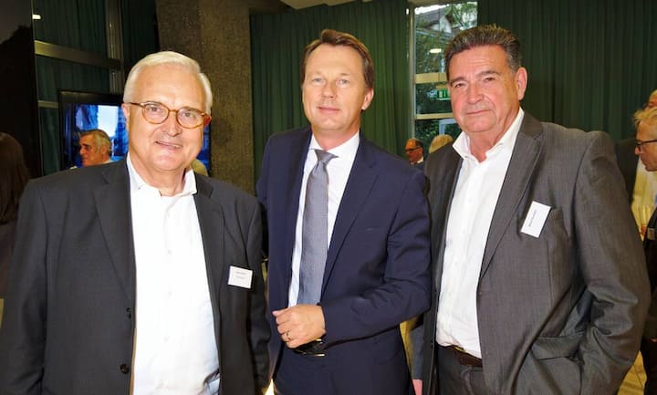 Egon Knecht, KW-Invest AG;
Dirk Schütz, Chefredaktor, Bilanz;
Marcel Zumbühl