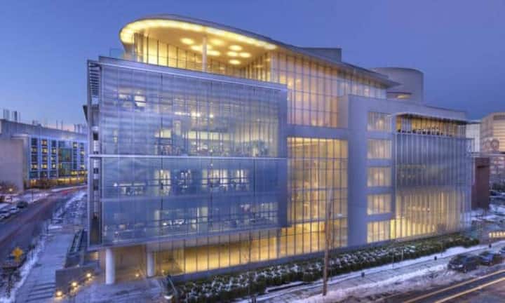 Weltweit führend ist weiterhin das Massachusetts Institute of Technology (MIT).