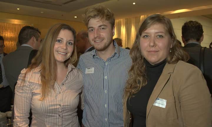 Meike Wiemann, Research Associate, Uni St. Gallen HSG;
Christoph Hügler, Wissenschaftlicher Assistent, Uni St. Gallen HSG;
Anastasia Sapegina, Wissenschaftliche Mitarbeiterin, Uni St. Gallen HSG