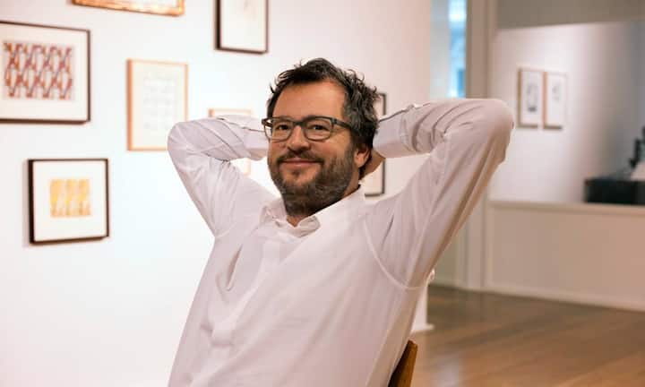 Platz 1: Iwan und Manuela WirthZusammen mit seiner Ehefrau Manuela führt Iwan Wirth die Galerie Hauser & Wirth. Neben der Galerie in Zürich gibt es in New York und London, wo das Schweizer Ehepaar lebt, weitere Filialen. Ihr neuestes Projekt ist Hauser & Wirth Somerset, ein Kunst- und Bildungszentrum auf einem Bauernhof im britischen Somerset.