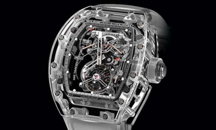 Ultimative Transparenz: Richard Mille gebührt das grosse Verdienst, die allgemeine Idee von Uhrentechnik erweitert und die Ästhetik bereichert zu haben. Das schlagendste und ansehnlichste Beispiel dafür ist die Tourbillon RM 56-01 Sapphire Crystal in durchsichtigem Gehäuse. Sie gibt ein Beispiel dafür, wie verführerisch pure Transparenz sein kann – sofern der Inhalt stimmt. 
Aufgelegt in fünf Stück: 1 782 000 Franken.