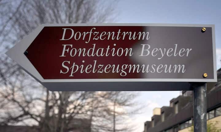 Platz 142: Riehen BS (–13 Plätze)Zwar befindet sich in der Nachbarsgemeinde von Basel die Fondation Beyeler und damit jede Menge Kultur. Im Städte-Ranking rutschte Riehen dennoch von Platz 129 auf Platz 142 ab.
Keystone
