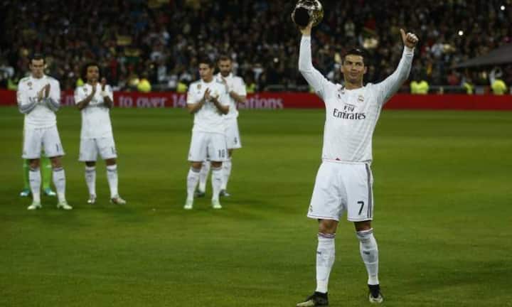 Am meisten Umsatz von allen Fussballclubs hat Real Madrid mit 540 Millionen Euro erzielt. Mit Cristiano Ronaldo – 2014 zum dritten Mal Weltfussballer des Jahres – spielt sich der Fussballverein regelmässig an die Tabellenspitze. Bilder: Keystone