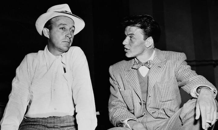 Rang 2: White Christmas – 24 Millionen Pfund (35,5 Millionen Franken)Komponist: Irving BerlinUnzählige Male neu aufgenommen, unter anderem auch von Bing Crosby (li., gesungen im Film Holiday Inn von 1942) und Frank Sinatra (re.).  Bilder: Keystone