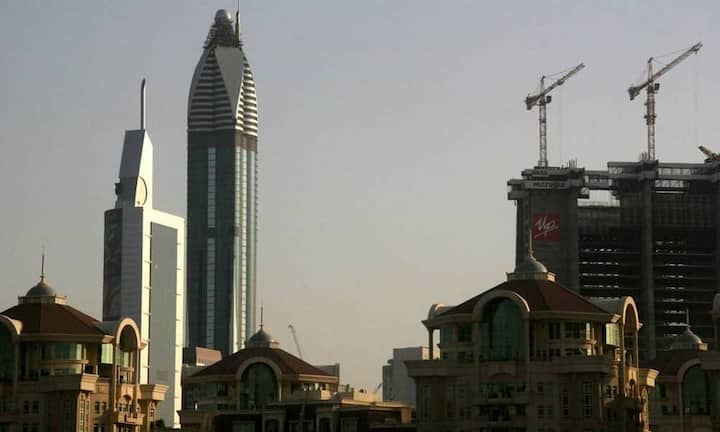Rang 8:
Im «Rose Rayhaan by Rotana» in Dubai stehen 96 Meter der insgesamt  333 Meter frei. (Bild: Imre Solt//Wikimedia/CC)
