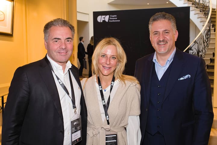 Eric Sarasin, Crypto Finance Conference;DaniÃ¨le von Ballmoos, Firminvest AG;Eric van der Kleij, Moderator