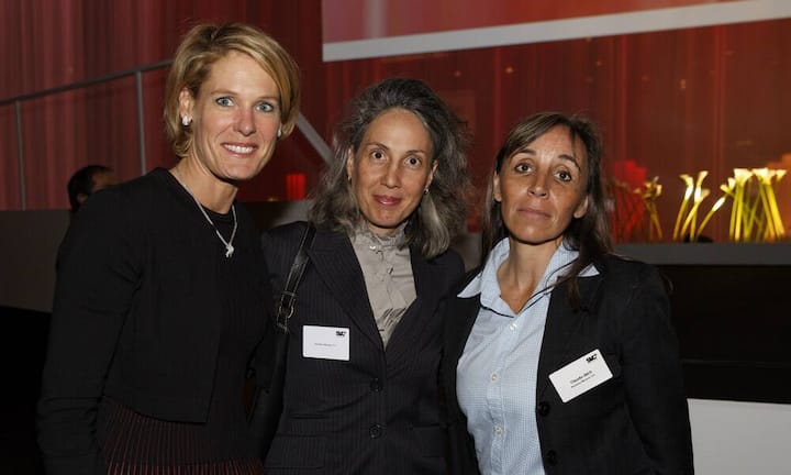 v.l.n.r. Tanja Fruithof, Managing Director Bucherer Zürich, Marinette Haldemann; Carl F. Bucherer, Claudia Stich; Bucherer Montres S.A