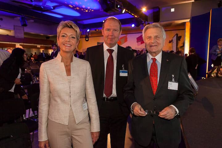 Karin Keller-Sutter, Vorsteherin Sicherheits- und Justizdepartement Kanton St. Gallen; Valentin Vogt, Chairman Burckhardt Compression AG; Jean-Claude Trichet, ehemaliger Präsident der Europäischen Zentralbank