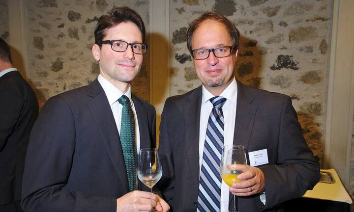 Lukas Rohrer, Assistant Senior Relationship Manager for Swiss Corporate Clients, Société Générale Zurich Branch;
Stephan Lienin, Managing Partner, Sustainserv GmbH