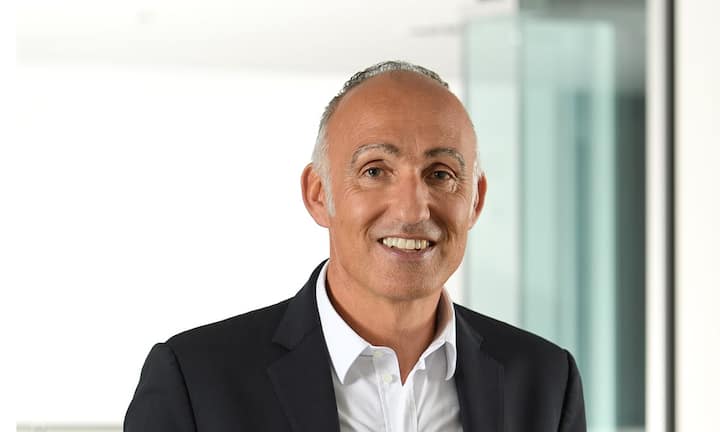 Stéphane Bonvin – 700 bis 800 Millionen FrankenDie Immobiliengesellschaft Investis des Wallisers Stéphane Bonvin besitzt vor allem in der Genferseeregion viele Wohnliegenschaften. Anfang Sommer 2016 gab die Firma ihr Börsendebüt. Bonvin ist noch mit 75,9 Prozent beteiligt. Als Mitgründer und VR-Mitglied des Asset Managers Patrimonium verfügt er ferner über ein Standbein in der Vermögensverwaltung.zvg