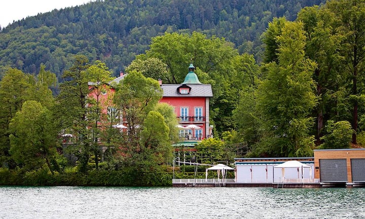 Heidi Horten: Schloss Sekirn am Wörthersee. Die Luxusbleibe der Warenhauserbin am Wörthersee, der «schönsten Badewanne Österreichs», ist nur eine der Unterkünfte von Heidi Horten. Meist jettet sie rastlos zwischen ihren anderen Domizilen in Wien, auf den Bahamas oder in der Schweiz hin und her, wenn sie sich nicht auf ihrer Yacht erholt.