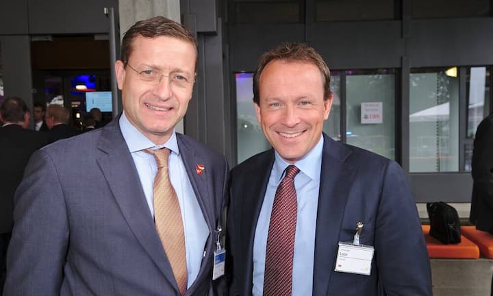 Alexander Melchers, Geschäftsführer, C. Melchers Singapore Branch;
Christoph Loos, CEO, Hilti AG