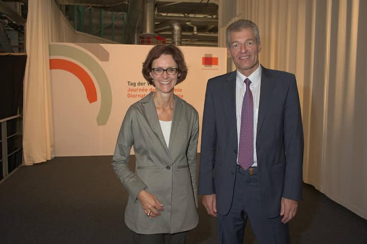Monika Rühl, Vorsitzende der Geschäftsleitung, economiesuisse; Heinz Karrer, Präsident, economiesuisse