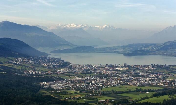 3. Rang: Kanton Zug: 67'581 Franken pro Einwohner.