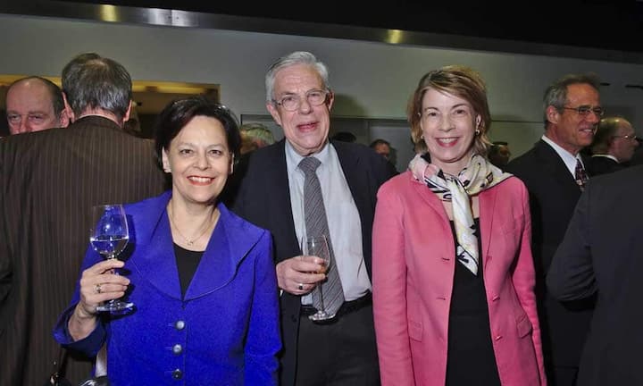 Ursula Gut-Winterberger, Regierungsrätin Kt. ZH;
Bruno Lezzi, Redaktor NZZ;
Barbara Kux, Aufsichtsrätin