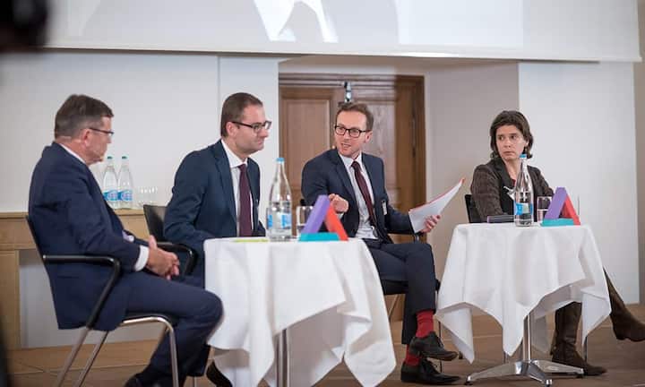 Impressionen von der Podiumsdiskussion «Rendez-vous Helvetia»