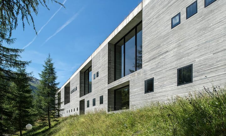 Zumthors bekanntester Bau sind die Thermen in Vals. Sie brachten ihm den Ruf eines Kultarchitekten ein.
Bild: Keystone