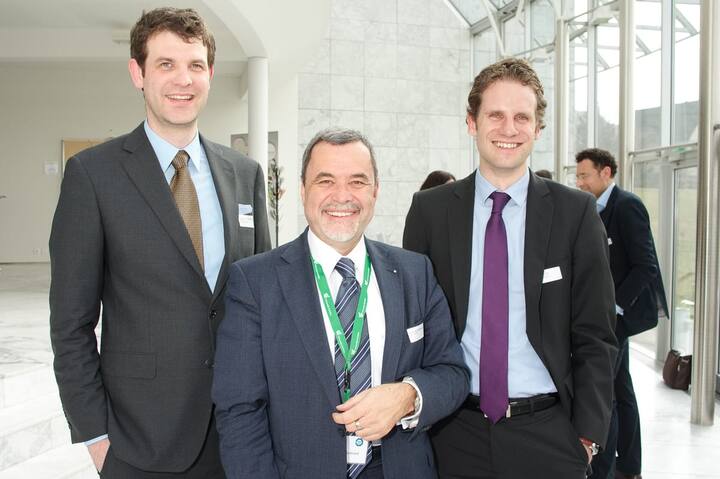 Ulrich Leicht-Deobald, Institut für Führung und Personalmanagement; Erich Hildenbrand, TÜV SÜD AG; Florian Kunze, Institut für Führung und Personalmanagement