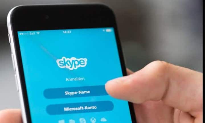 Skype hat das Telefonieren revolutioniert: Das Angebot der Gratis-Telefonie prägte seit 2003 wohl zahlreiche internationale Freundschaften und Fernbeziehungen. Vor allem wurden mit dem Dienst auch Video-Chats zum Standard. Die Gesprächsqualität lässt allerdings gegenüber Festnetztelefonie oft zu wünschen übrig.