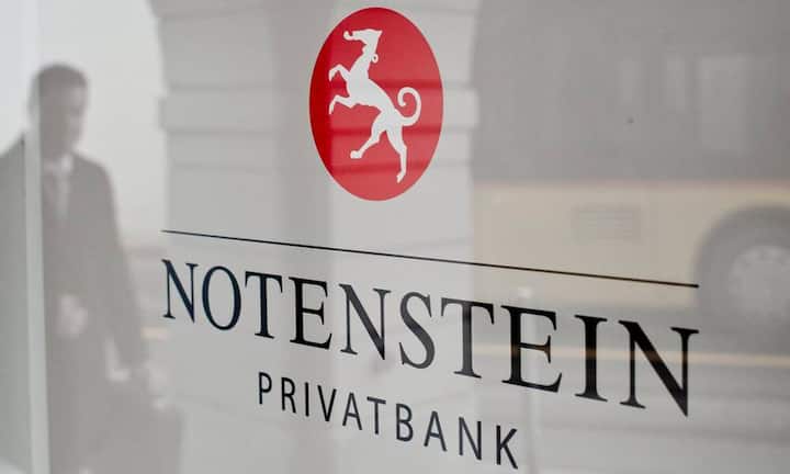 Doch Patrik Gisel erbt von seinem Vorgänger ein aufgeblähtes Bankenreich. Denn der Koloss Raiffeisen ist zwar gross, aber nicht eben effizient. Nun soll das Zusammenspiel der Unternehmen der Raiffeisen Gruppe gestärkt werden. Daher fungiert Gisel als eine Art Klammer um das Ganze. Er hat persönlich Einsitz in allen wichtigen Gesellschaften, unter anderem bei der Privatbank Notenstein.