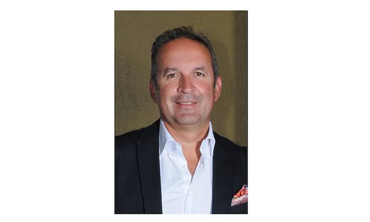 Ein persönlicher Freund ist der Berner Modeunternehmer Richard Gostony von der Beutler Fashion Group, der bei den Young Boys im Beirat sass.