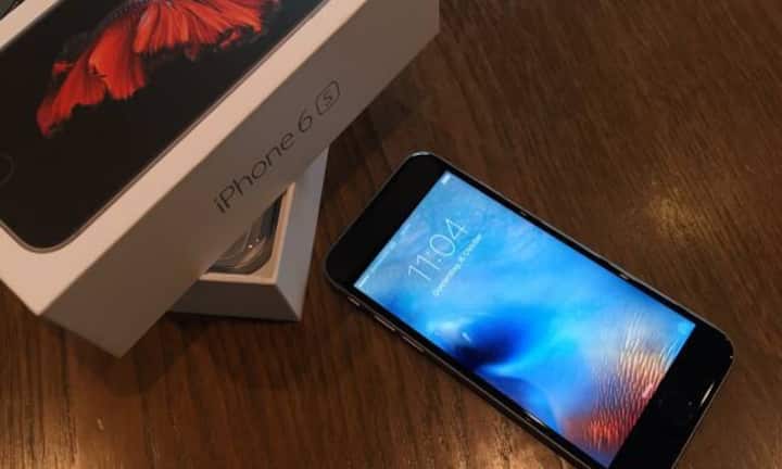 Ab dem 9. Oktober ist die neue iPhone-Generation offiziell in der Schweiz erhältlich. Der Preis, ohne Abo: 759 Franken in der günstigsten Version (16 MB).