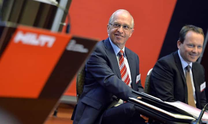 Freundschaftlich verbunden ist Hess weiterhin mit Pius Baschera, VR-Präsident bei Hilti und VR bei Roche und Schindler…