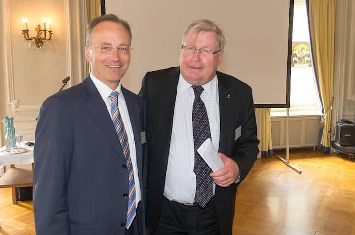 Markus R. Neuhaus, CEO Priceaterhousecoopers AG; Peter Lorange, CEO Lorange Institute of Business