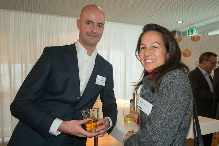 Valentin Blank, Leiter Recht & Tarife, Suissimage; Danette Beaud, Marketing Manager, peoplefone AG