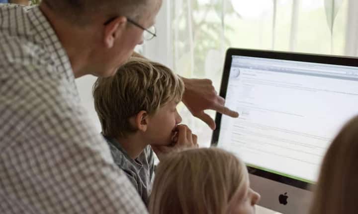 Digital Citizen Identity Sie brauchen die Fähigkeit, eine Online-Identität zu erstellen und diese online wie offline komplett zu verwalten. Keystone